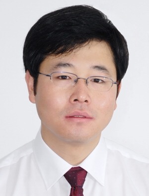 Profile picture of Mike Feng