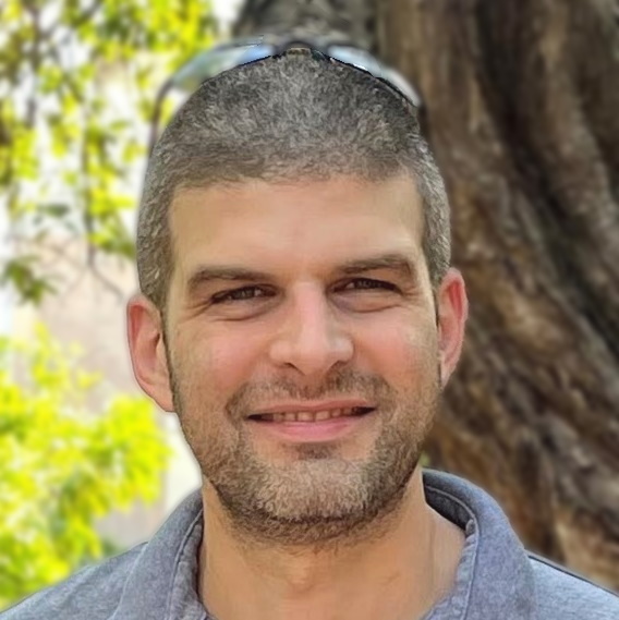 Profile picture of Tzvi Keisar