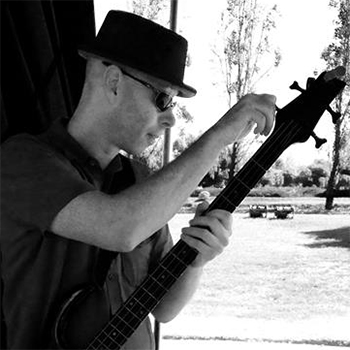 Profile picture of Shay Shmeltzer