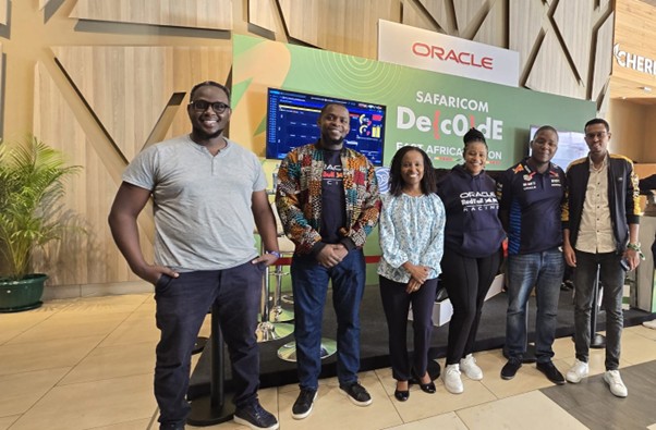 Oracle sponsors, participates, and leads F1 simulation exhibition at the Safaricom Decode Summit 3.0