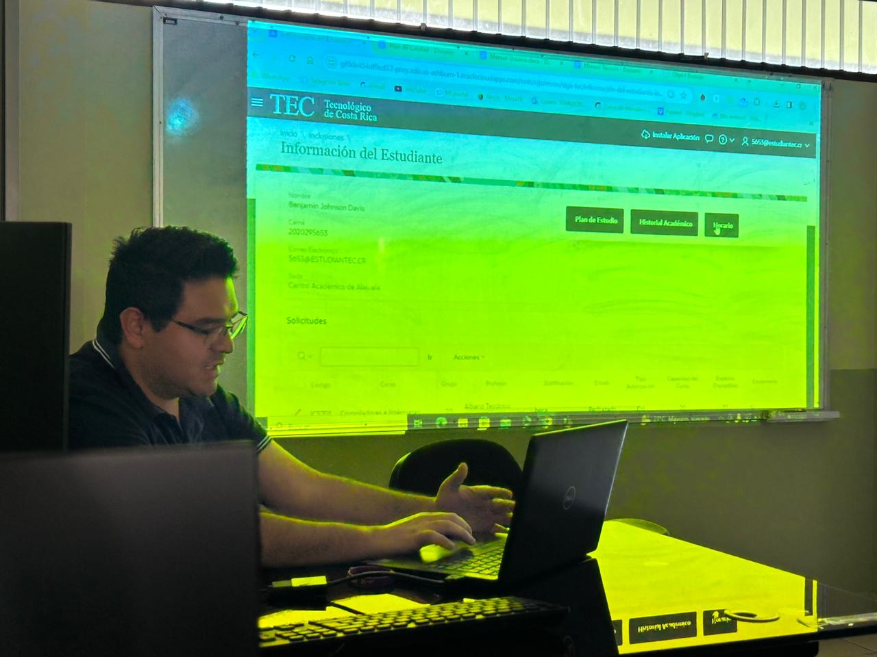 Exponiendo a los usuarios finales la aplicacion en Oracle APEX