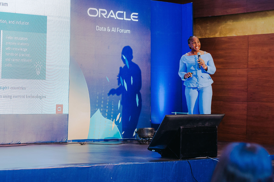 Oracle Academy takes the stage at Oracle Data & Artificial Intelligence Forum in Nigeria