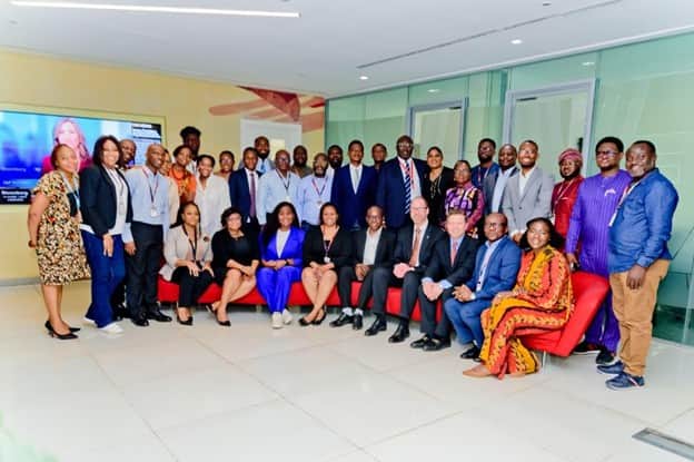 Oracle Academy team presents to country leadership team and U.S. Consul General during visit in Nigeria