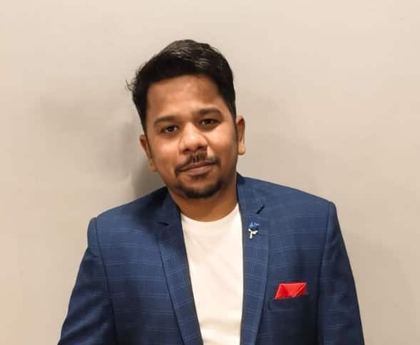 Profile picture of Saket Suman