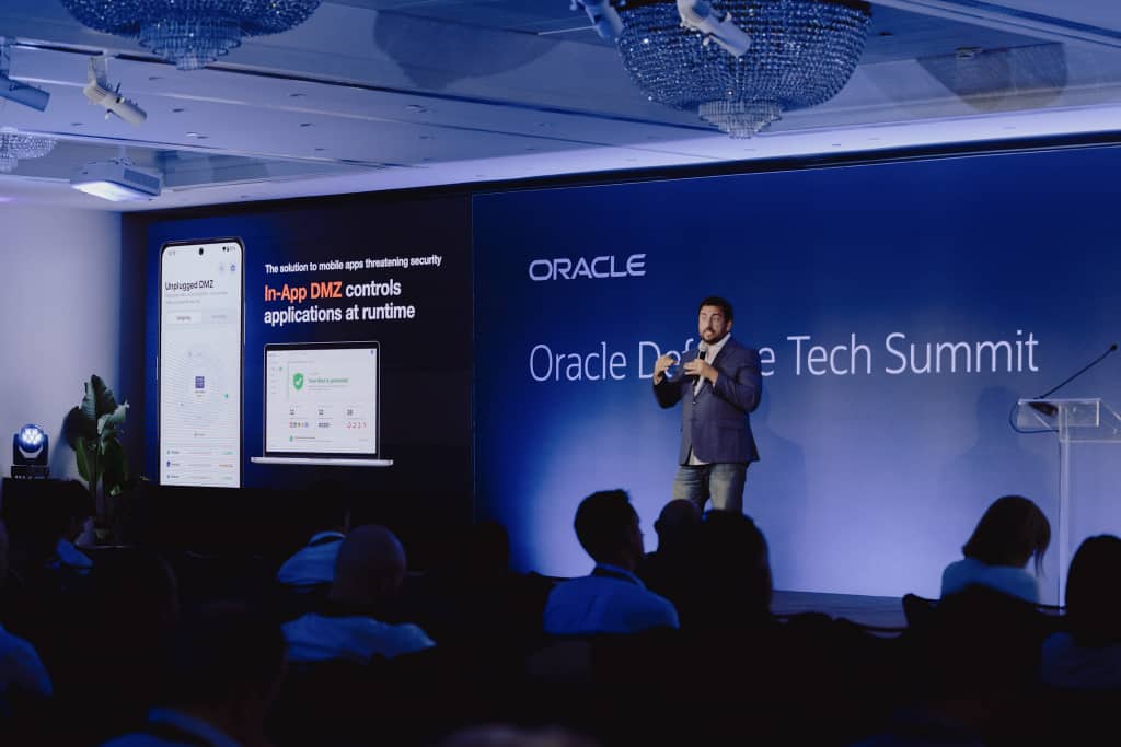 Joe Weil, Unplugged CEO, presents at the Oracle Defence Tech Summit