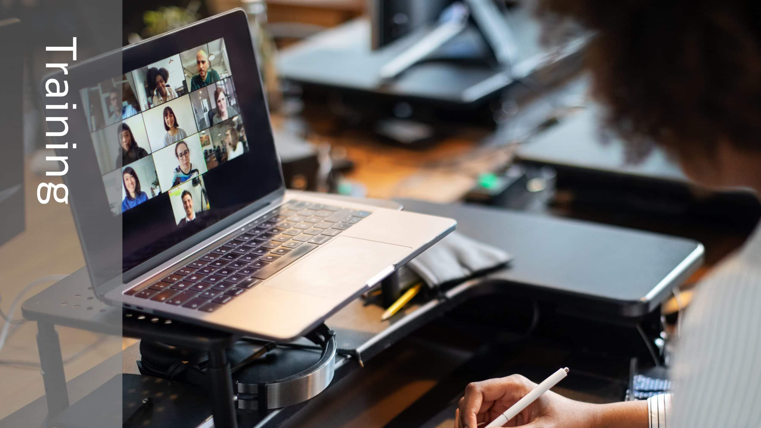 Webinar: Oracle E-Business Suite 12.2 Customizations: Development Guidelines and Preparing for the Next Generation Technology Stack