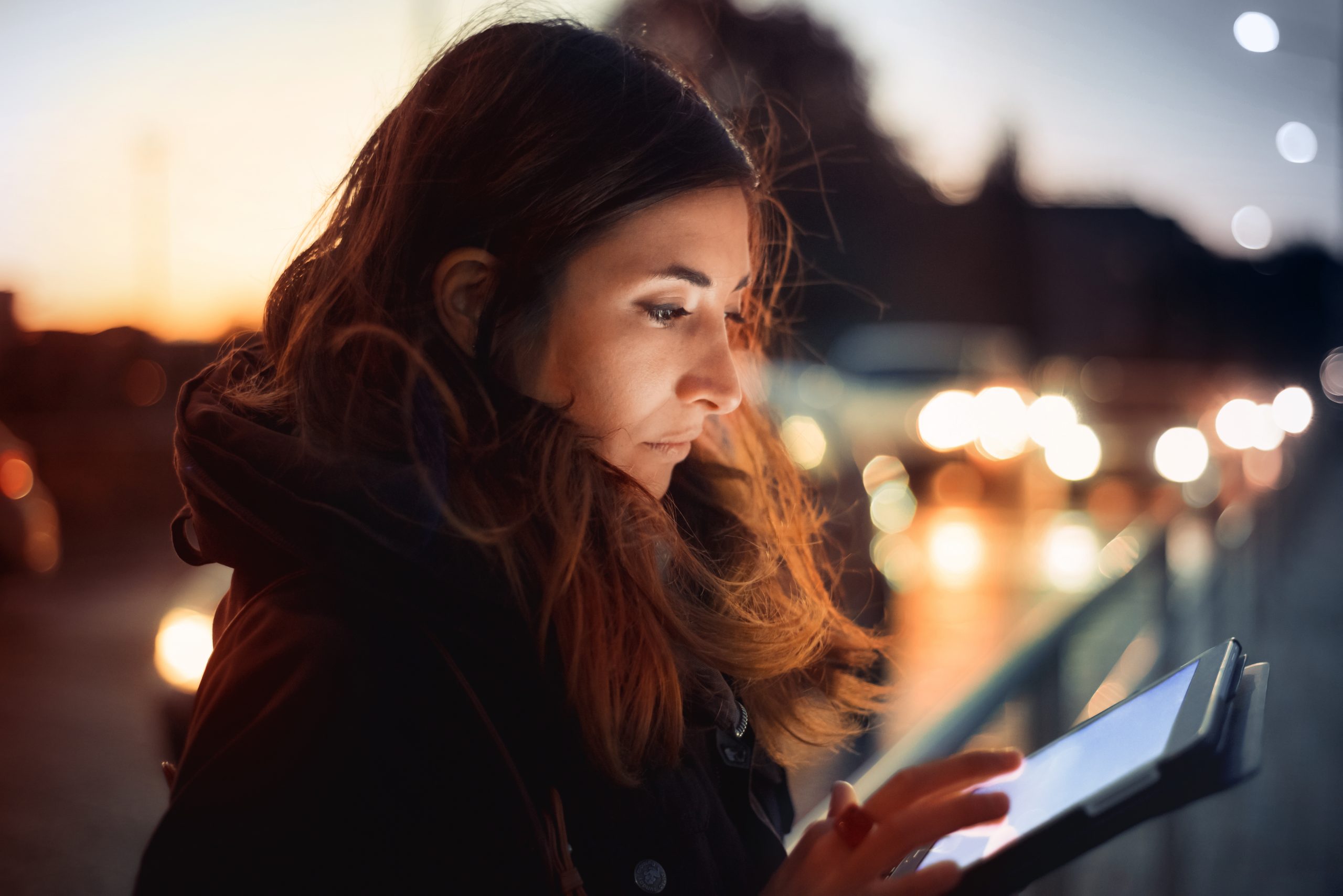 Oracle Support Team is available to assist customers to upgrade to SOA 12.2.1.4 version