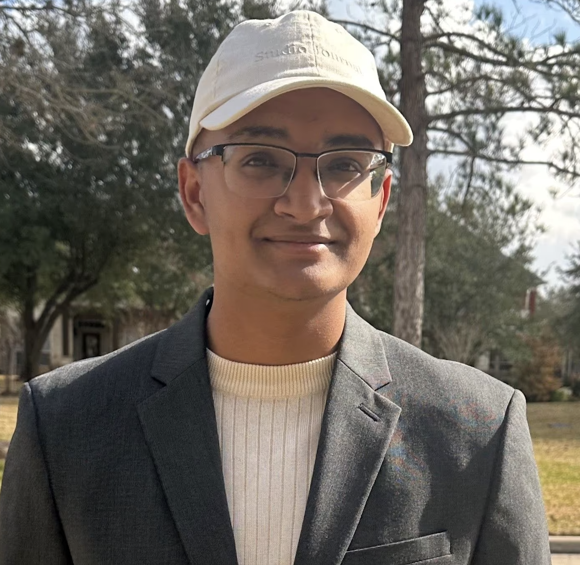 Raksheet Kota, Intern