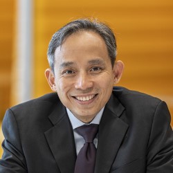 Ying Loong