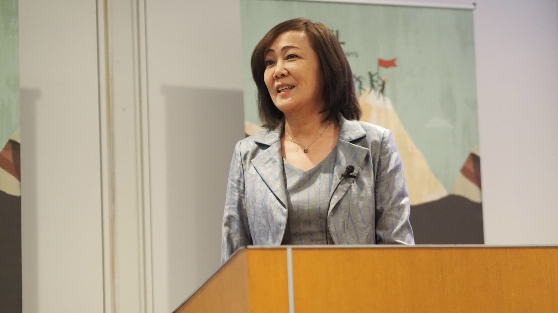 国際女性デーのテーマ“Accelerate Action”にちなみ、有言実行で未来を切り拓く実業家・中村利江さんによる講演を開催