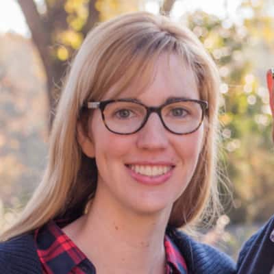 Melissa Hubbell, Documentation Expert