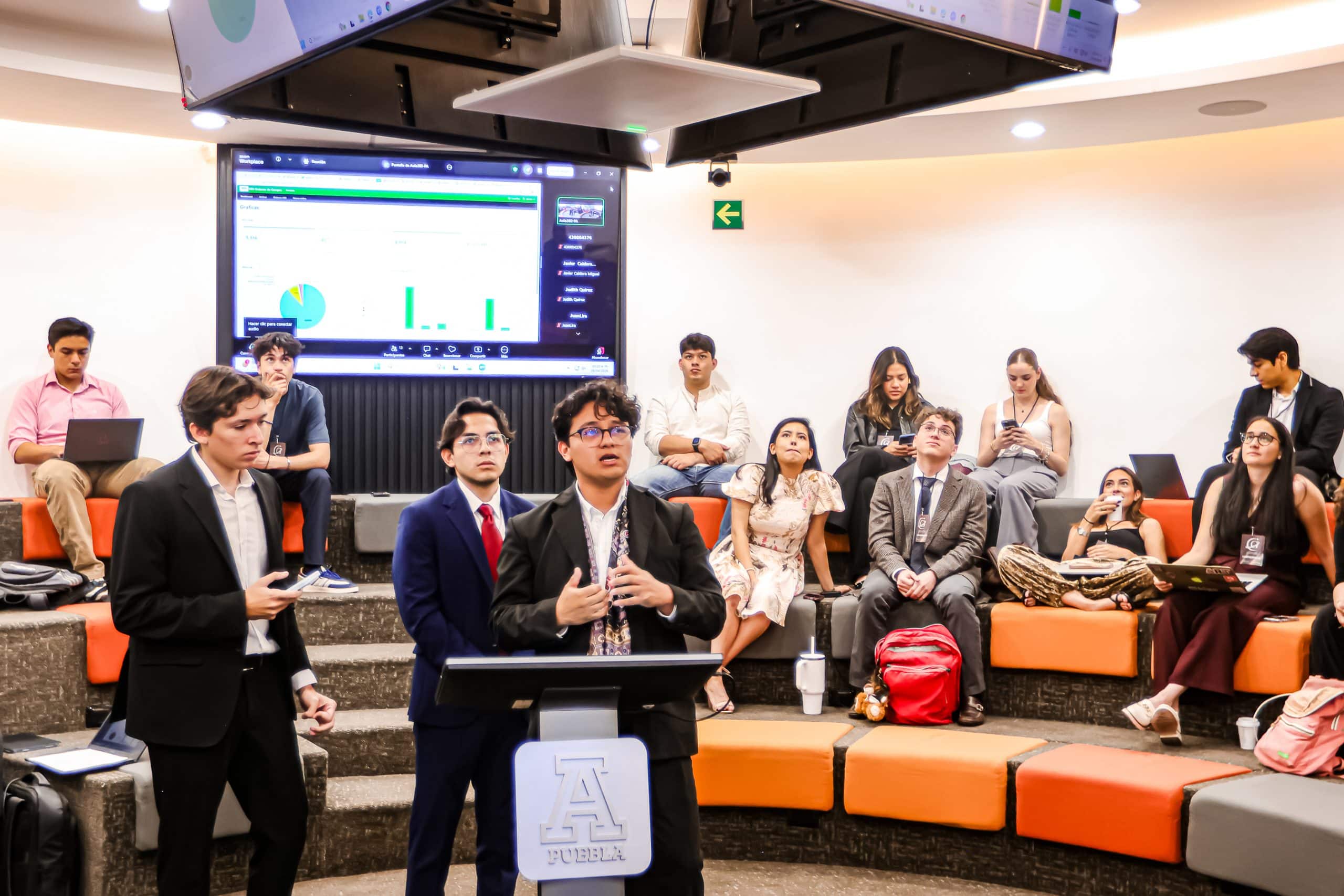 Oracle Academy, HDI Seguros y Anáhuac Puebla en México impulsan talento estudiantil con reto académico de innovación con Inteligencia Artificial
