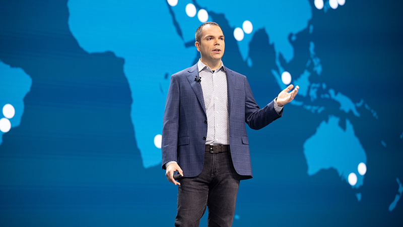 Oracle helps any company become a cloud services provider with Oracle Alloy