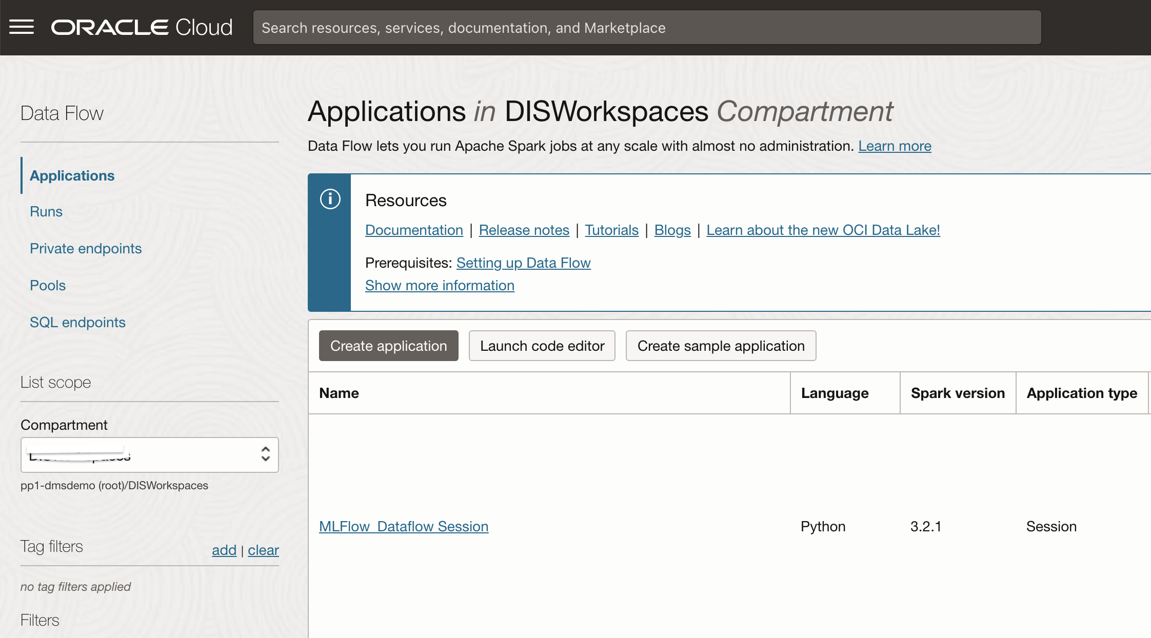 MLflow notebook session, dataflow app