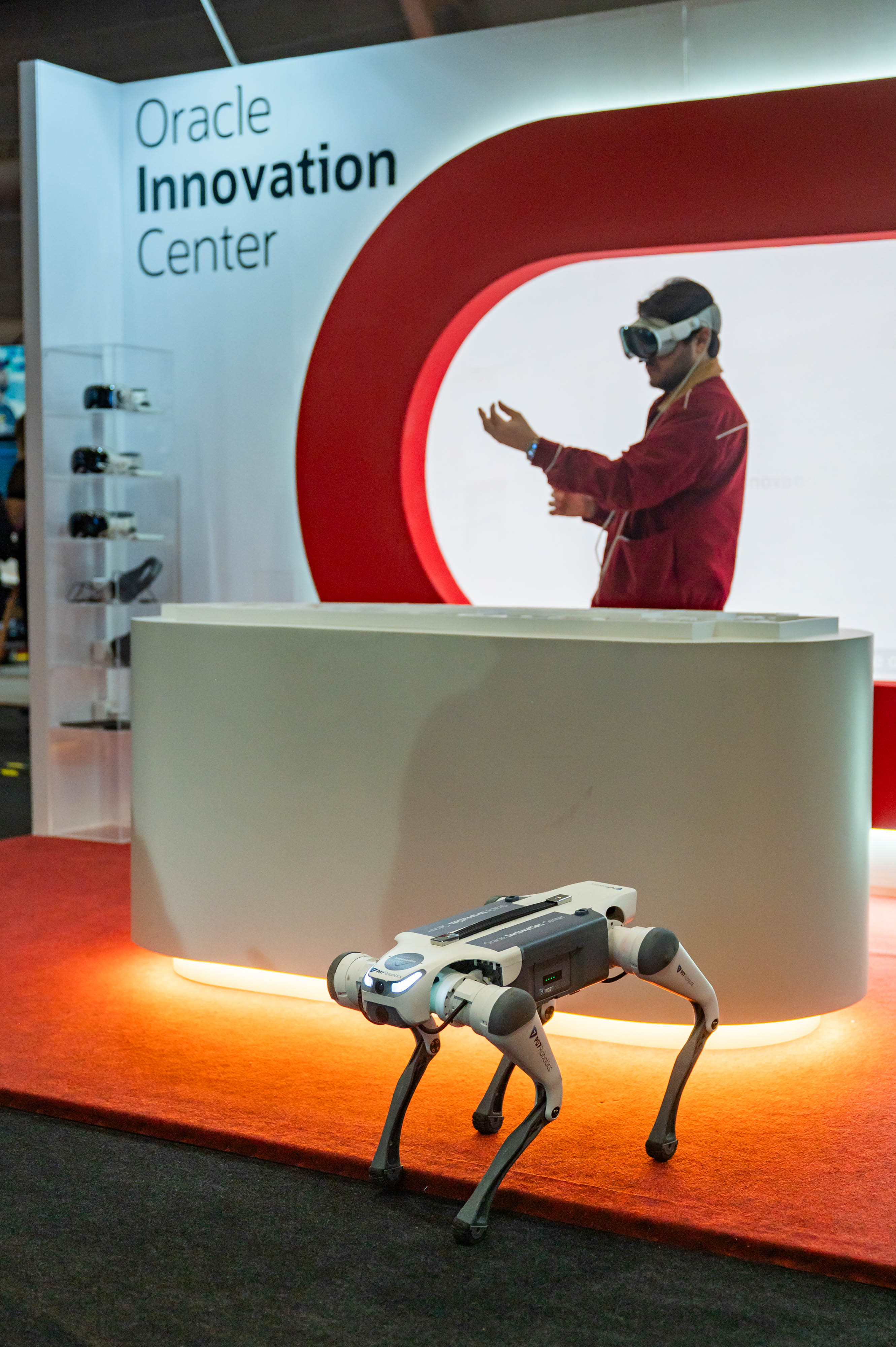 Stand do Oracle Innovation Center no CloudWorld Tour Sâo Paulo 2025