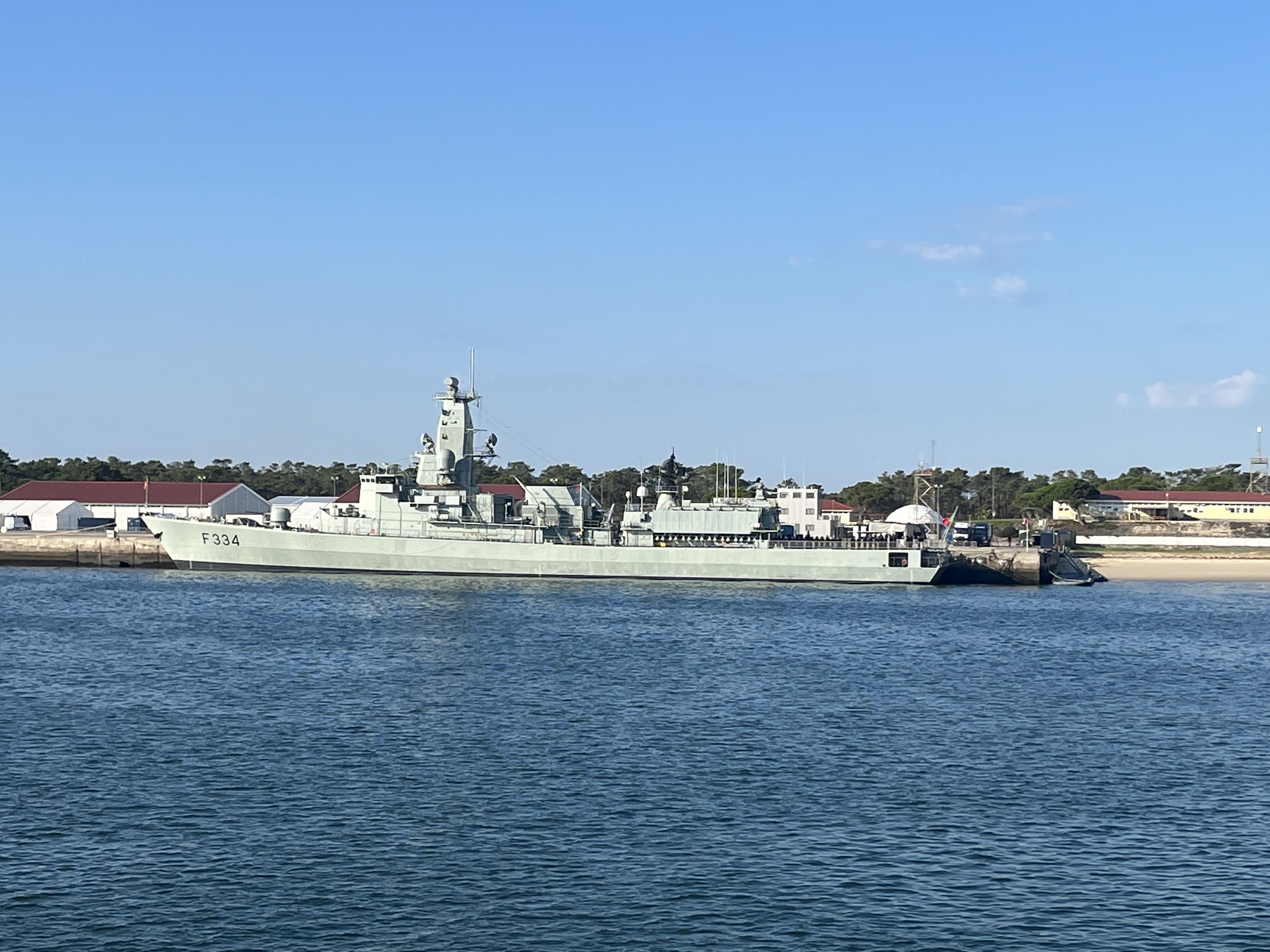 A photo of the NRP Dom Francisco de Almeida (F334) of the Portuguese Navy.